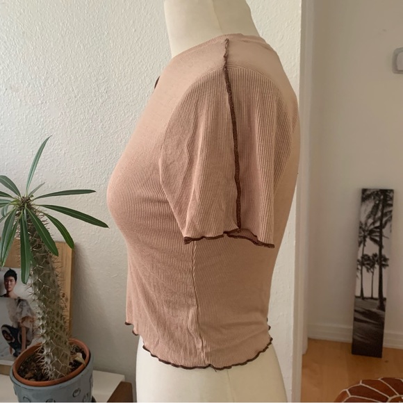 Self Esteem Tan and brown Short sleeve cropped top; lightweight ribbed texture - Picture 5 of 8